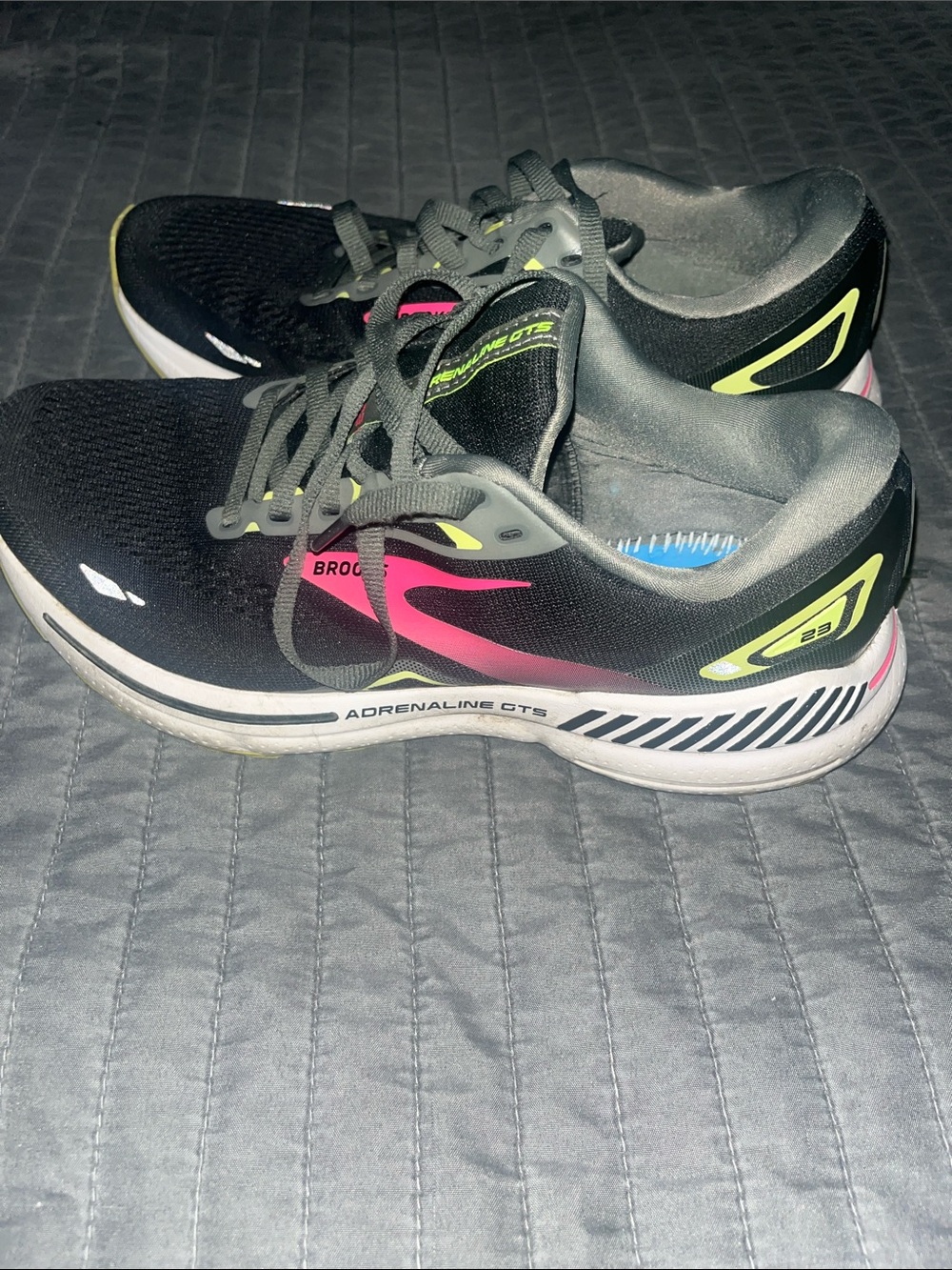 Brooks adrenaline GTS 22